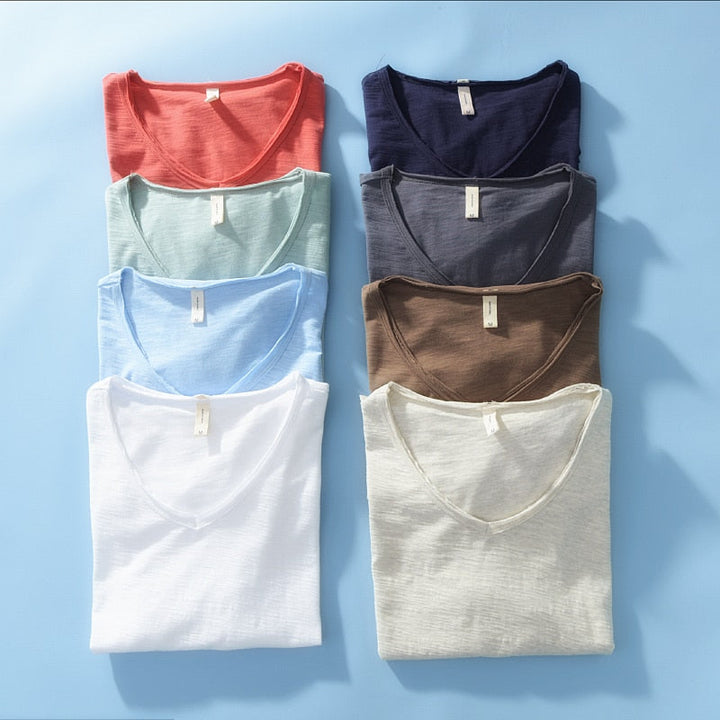 Herren V-Ausschnitt Shirt, atmungsaktiv & leicht, perfekt für Sommer und Freizeit.
