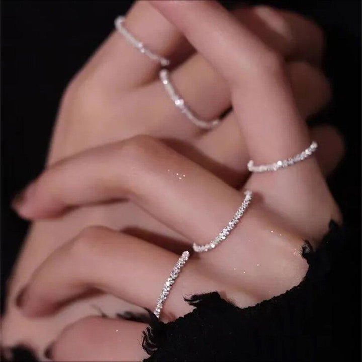 Eleganter Damen-Sternenring aus 925 Silber, verstellbar und funkelnd. Perfekter Glamour-Schmuck.