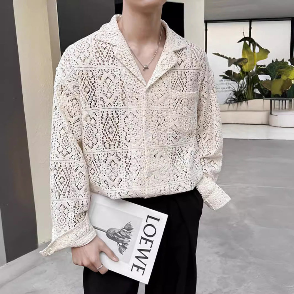 Modisches Herrenhemd mit Kuba-Kragen, bietet einen eleganten, entspannten Look. Perfekt für den Sommer.
