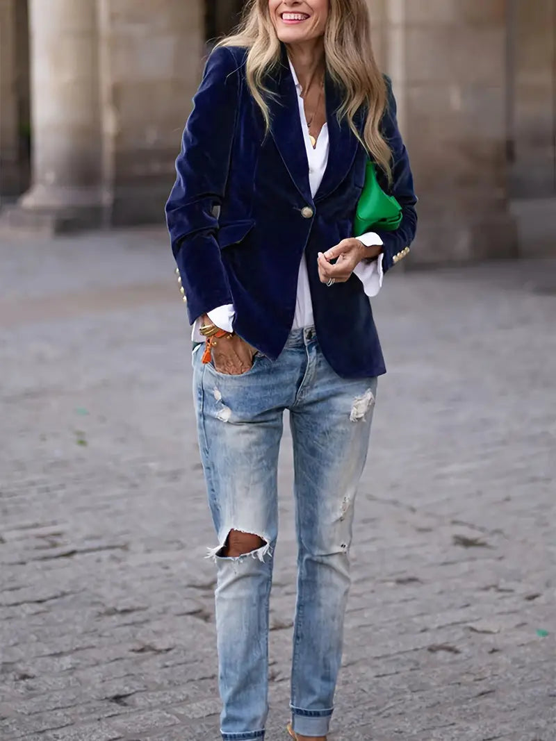 Stilvoller grüner Damen Blazer mit einem Knopf, vielseitig kombinierbar für jeden Anlass.