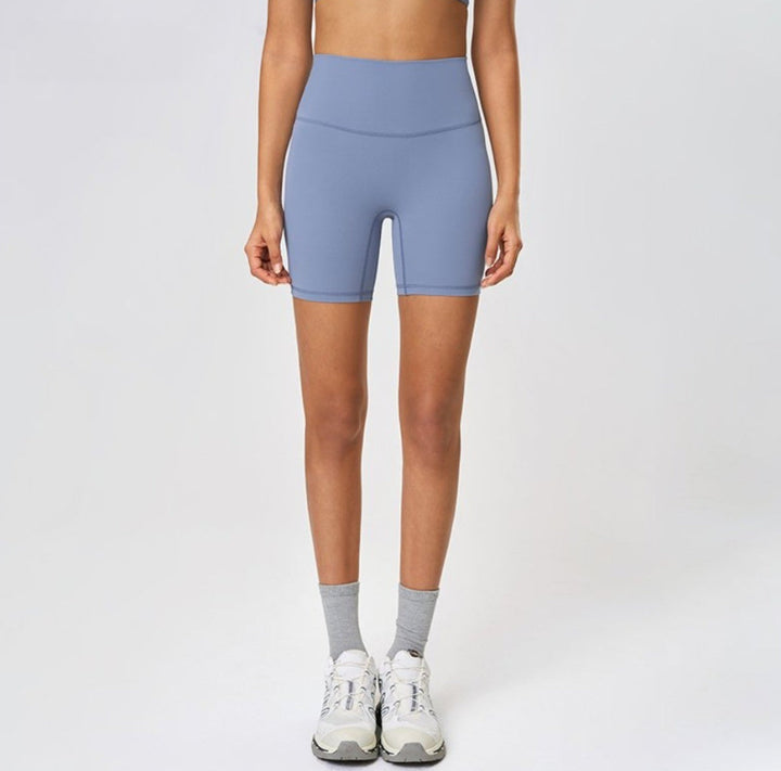 Damen Sportshorts: dehnbar, atmungsaktiv, schnelltrocknend. Optimal für Fitness & Yoga.