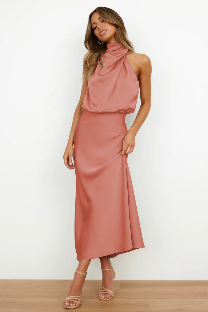 Festliches Halterneck Abendkleid, Damen Maxikleid, fließend und stilvoll für jede besondere Feier.