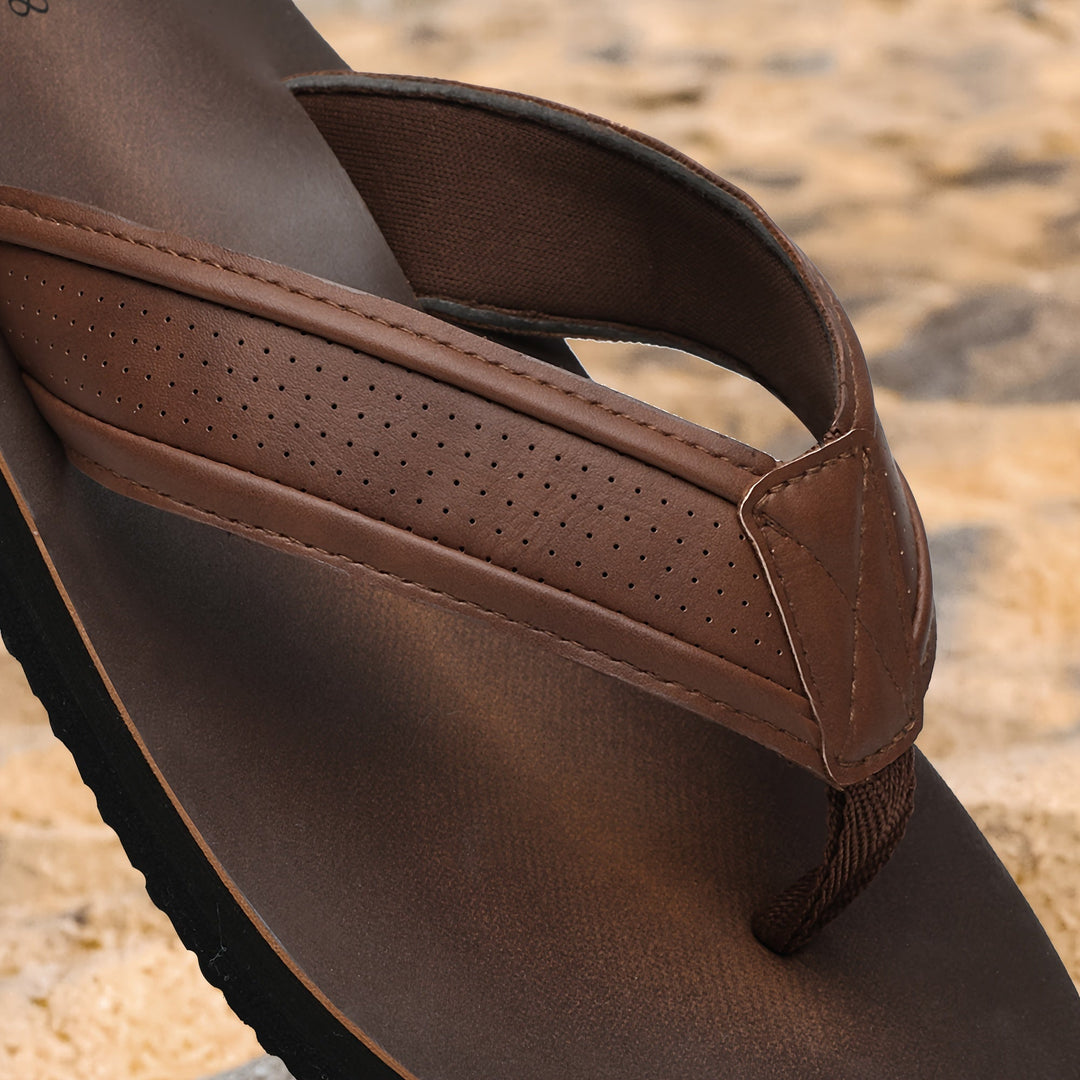 Klassische Herren Zehentrenner Sandalen für maximalen Komfort. Perfekte offene Schuhe für Strand & Freizeit.