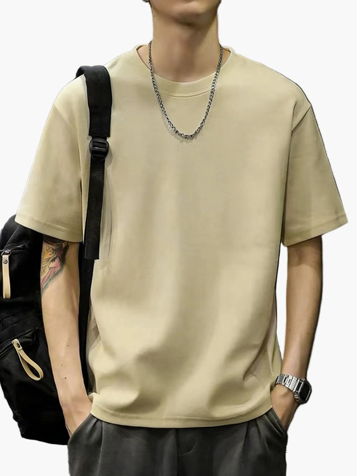 Vielseitiges Herren Basic Shirt, unifarben, perfekt als Sommerkleidung oder für den Casual Alltagslook.