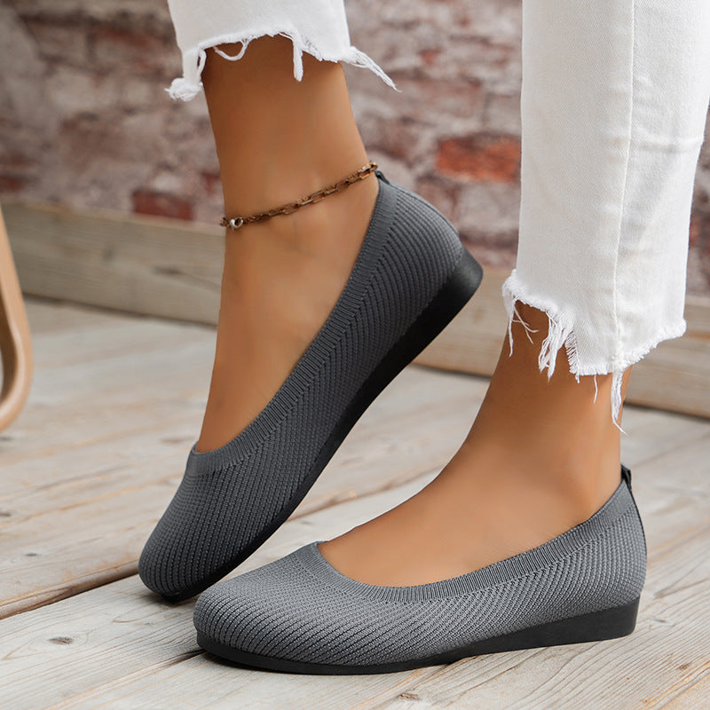 Moderne orthopädische Damen-Ballerinas Mia in Schwarz, perfekt als bequeme Business-Schuhe.