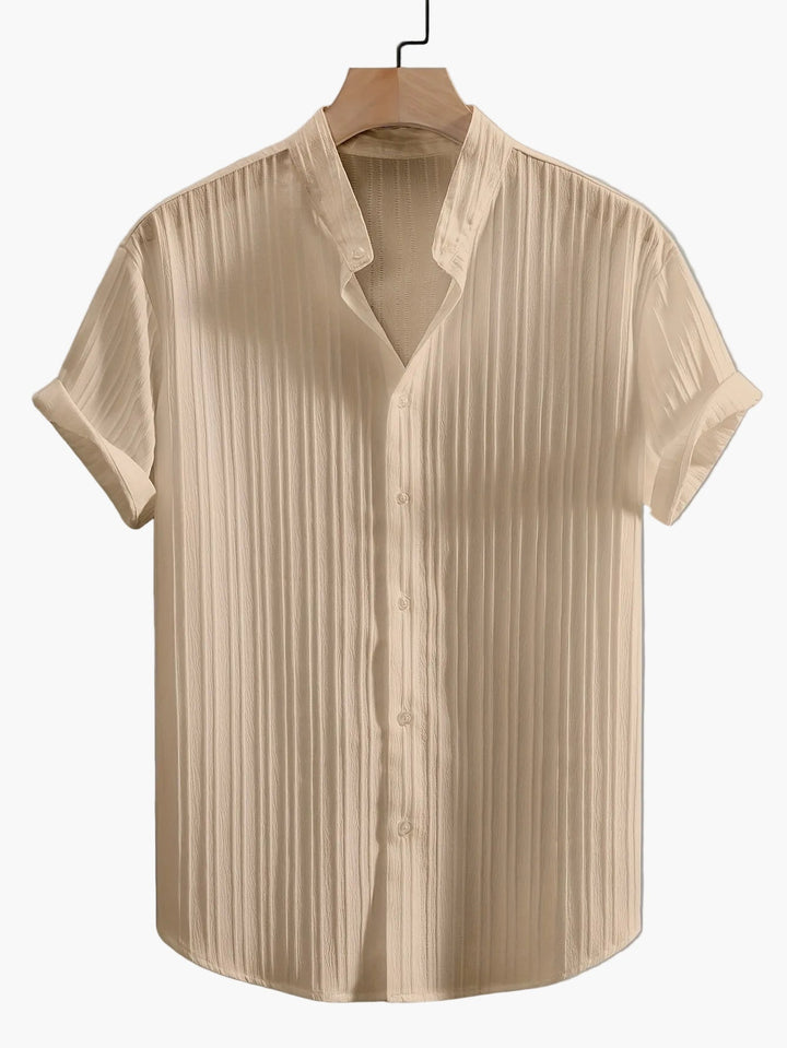Vielseitiges Herren Stehkragen Kurzarmhemd, perfekt für Sommer, Freizeit & Business-Casual.