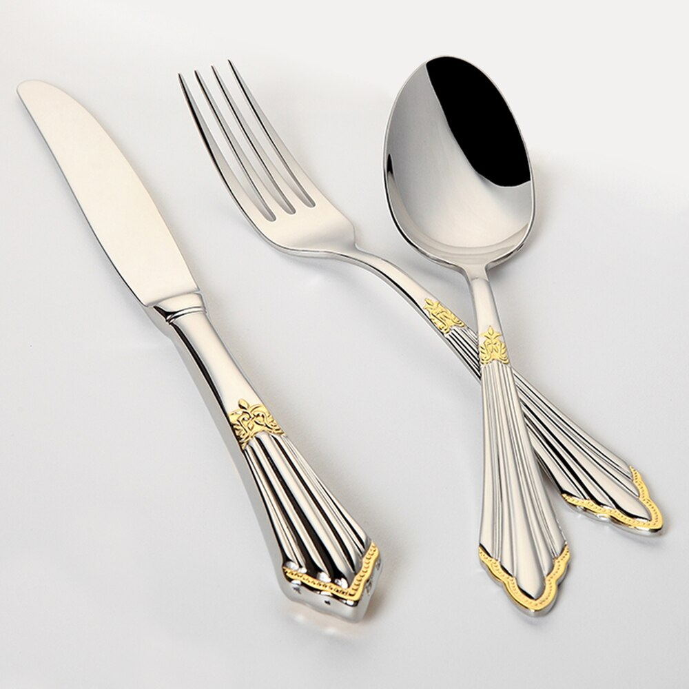Luxuriöses Edelstahl-Tafelbesteckset mit glänzender Goldveredelung, ideal für festliche Anlässe und Küche.