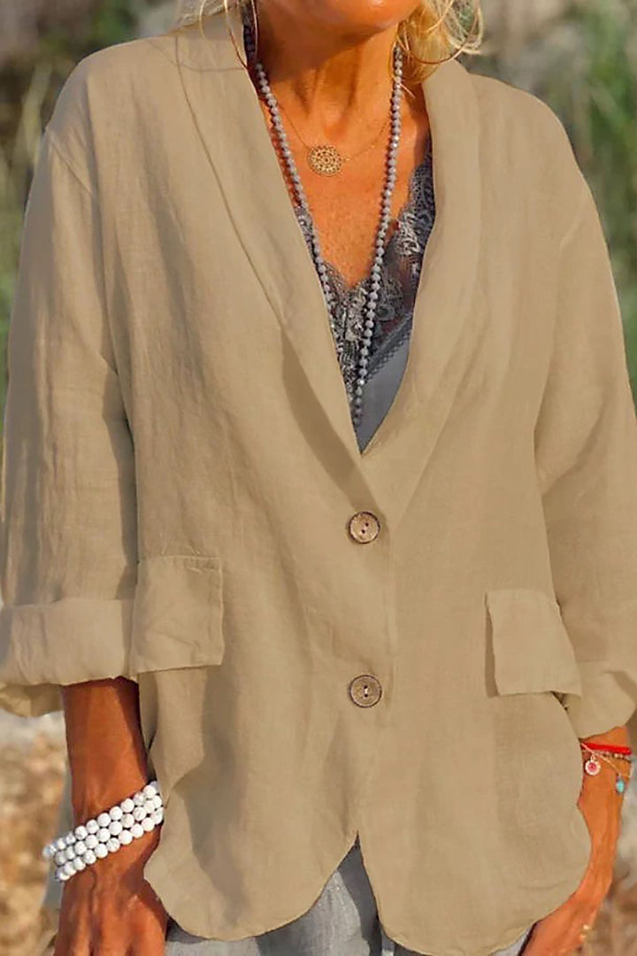 Eleganter, lockerer Damen Blazer aus Leinen mit Knöpfen; vielseitige Damenjacke für stilvolle Frühlings-Looks.