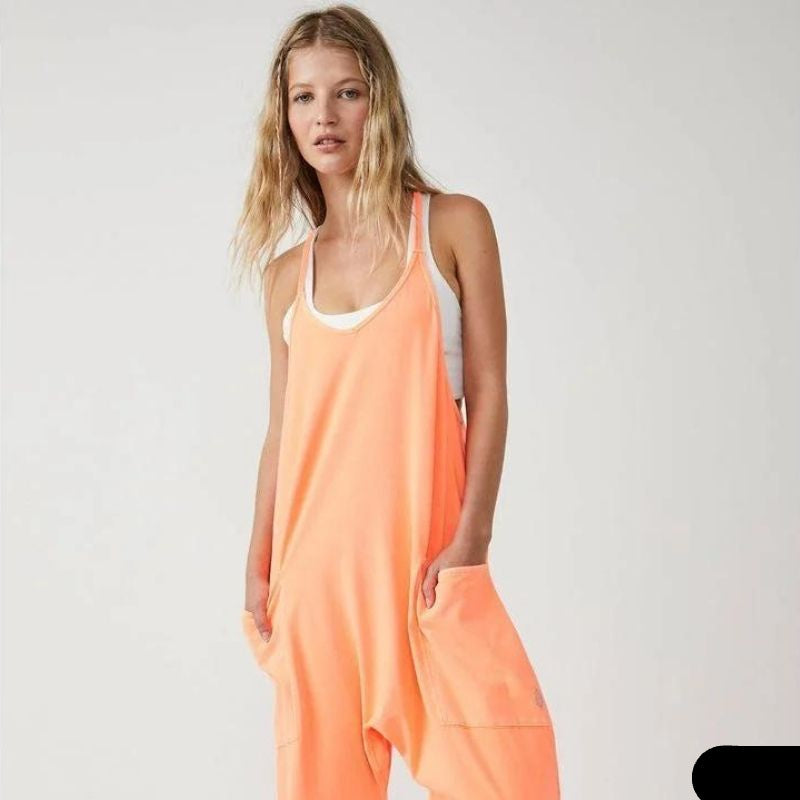 Stilvoller Damen Einteiler für den Sommer. Oversized Overall mit weitem Bein, lässig, bequem & modisch.