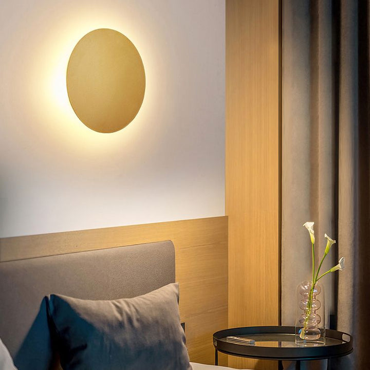 Dekorative runde LED Wandleuchte, moderne Designleuchte für eine angenehme Atmosphäre zu Hause.