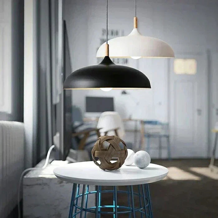 Funktionale LED Flurleuchte im skandinavischen Stil, moderne Deckenlampe für helle und einladende Eingangsbereiche.