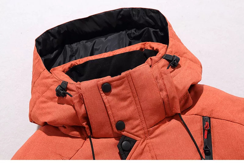 Warme Herren Outdoorjacke, thermo-isoliert, optimal für Skifahren & Winterwanderungen.