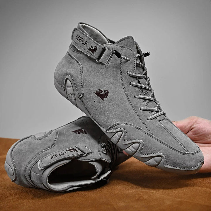 Seitenansicht der ActiveTrail Barfußschuhe; strapazierfähige, wasserdichte & flexible Sportschuhe für Damen & Herren.