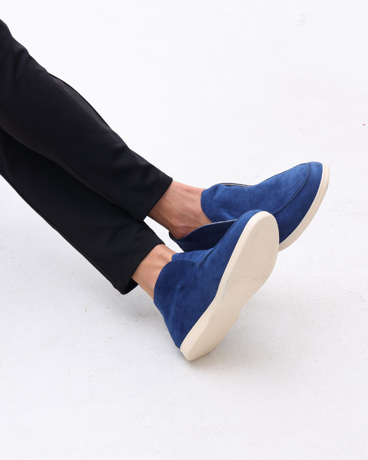 Einfach anzuziehende Herren Slip-On Loafer; komfortable Slipper für Business & Freizeit, stilvoll.