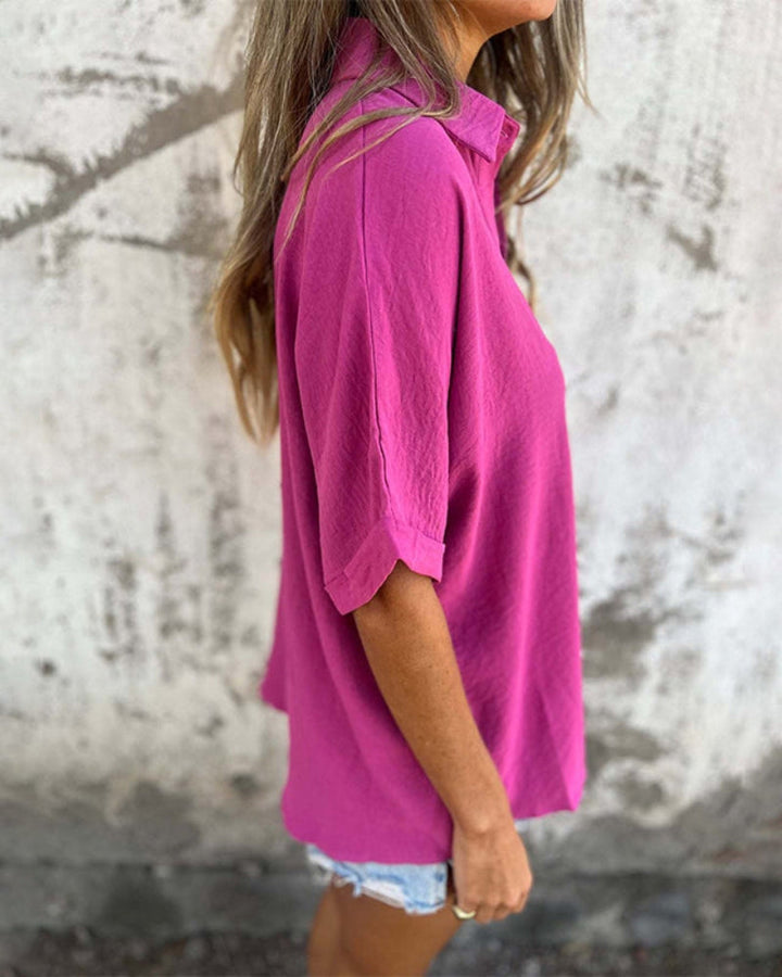 Klassische Damenbluse mit langen Ärmeln, elegantes Oberteil für Damenmode, komfortabel und stilvoll.
