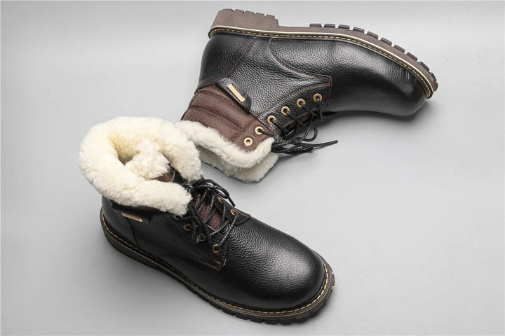 Herren Winterstiefel, strapazierfähig, ideal für eisige Bedingungen.