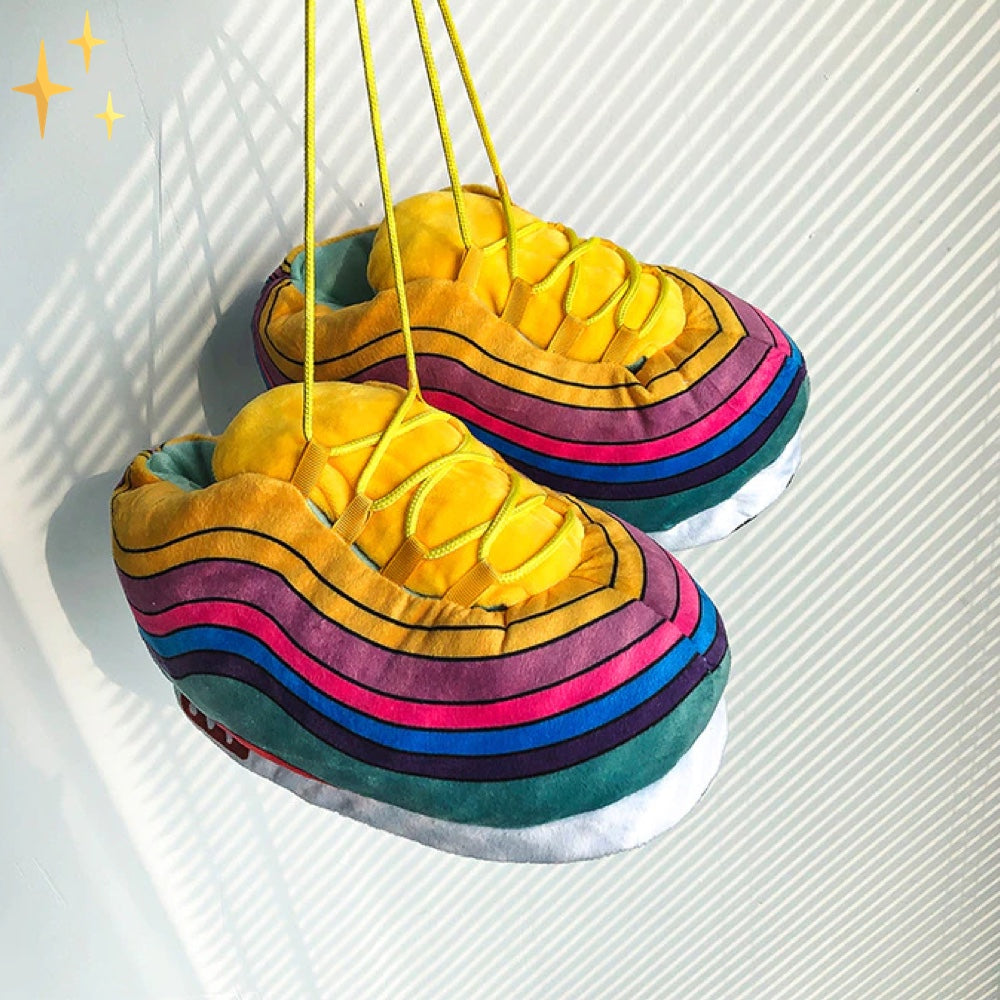 Komfortable Unisex Sneaker-Slipper, übergroß und modern. Ganzjährige Fußbekleidung für Stil und Bequemlichkeit.