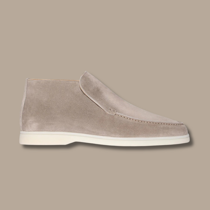 Luxuriöse Alden Wildleder-Loafers für Herren, klassisch & elegant, ideal für Business & Freizeit.