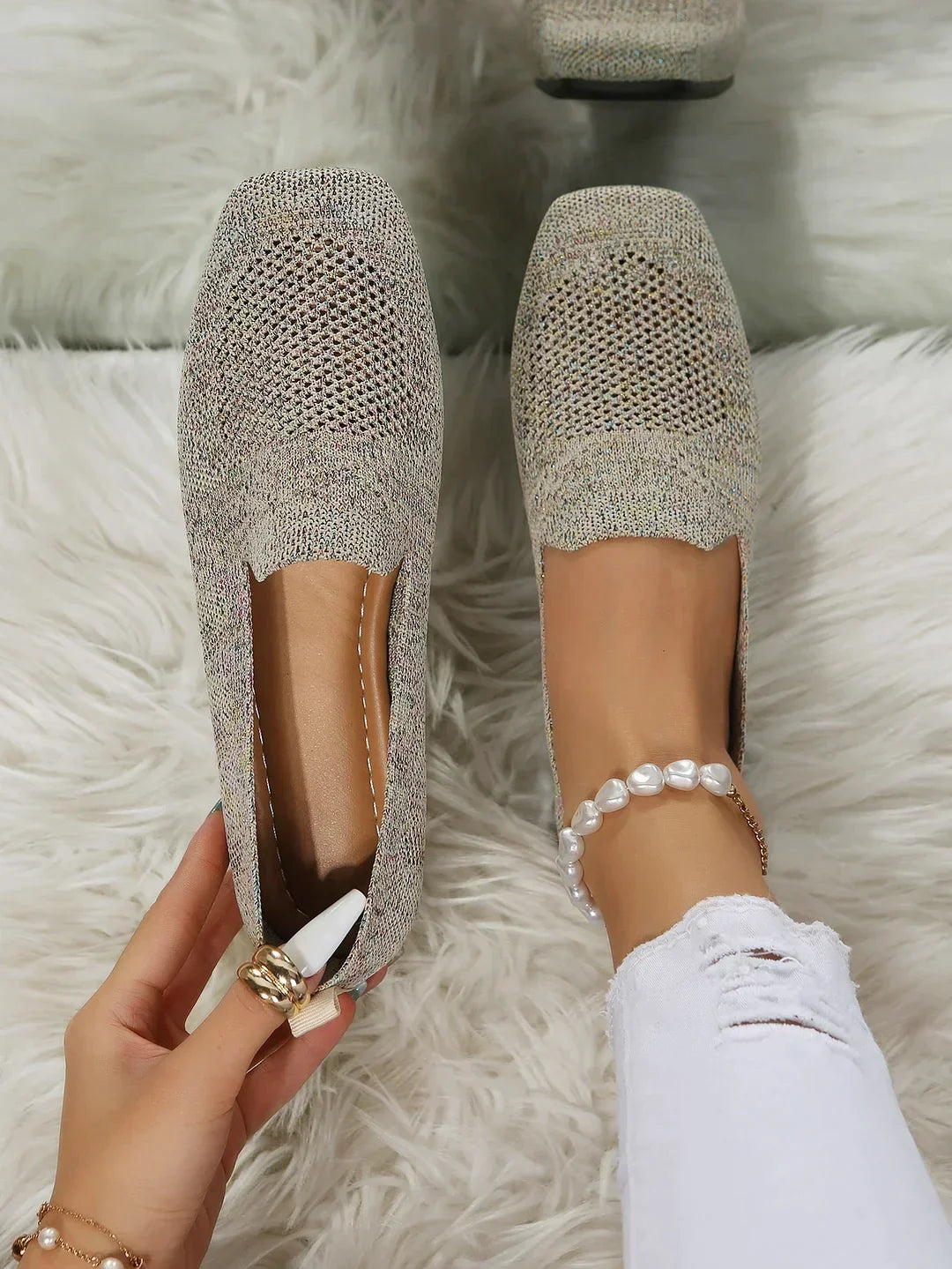 Antirutsch-Damen-Ballerinas Isabella: Orthopädische Strick-Slipons, atmungsaktiv, elegant & komfortabel für den Alltag.