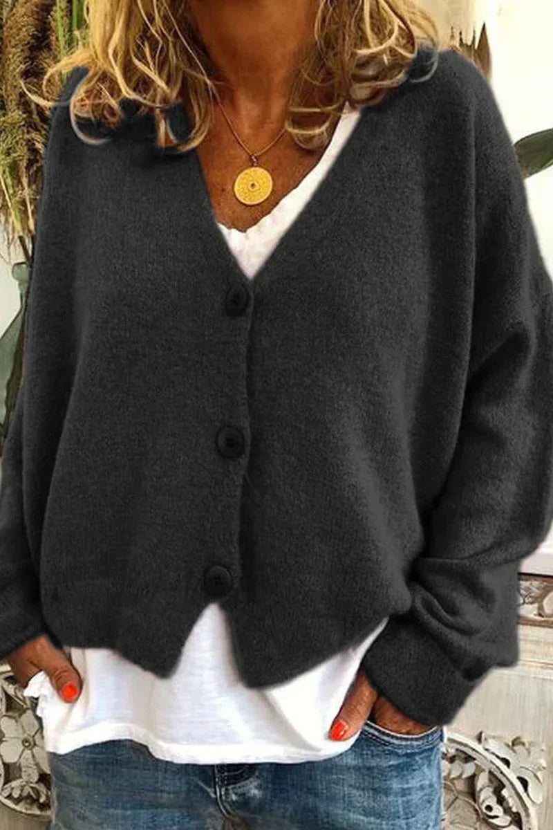 Damen Strickweste mit V-Ausschnitt, bequem & stilvoll. Must-have für Herbst, Winter und Frühling.