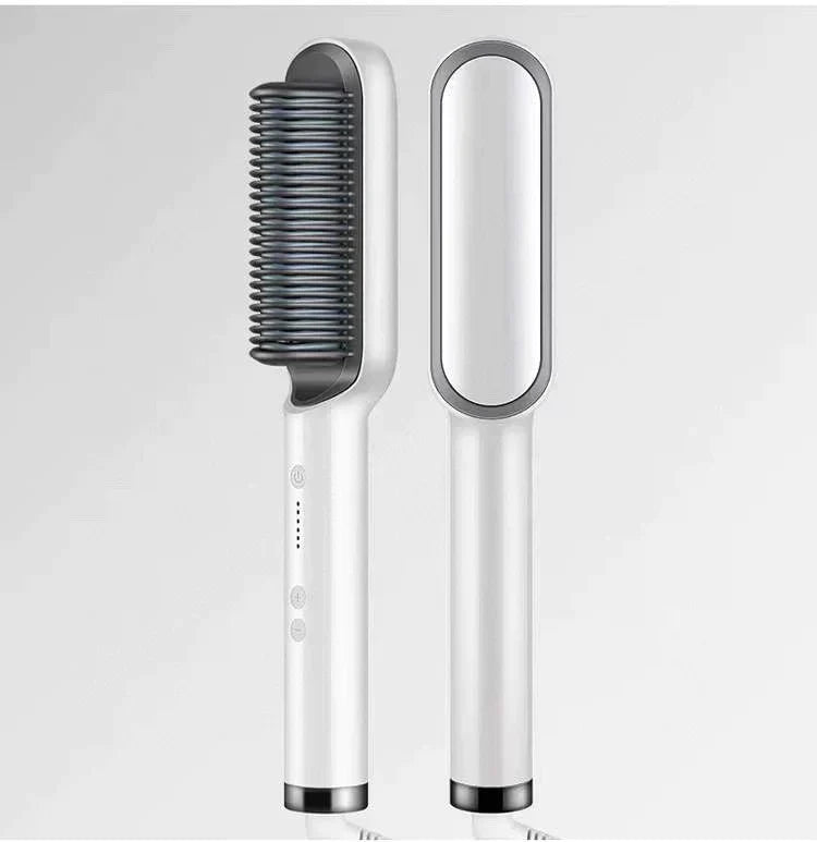 Damen, die ihre Haare mit der Glättbürste stylen, für seidig glatte und frizz-freie Frisuren.