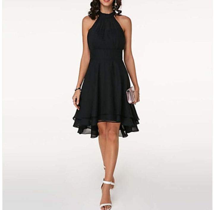 Stilvolles Vintello Damen-Cocktailkleid. Modernes Neckholder-Kleid mit elegantem Stufenrock, perfekt für Feiern.