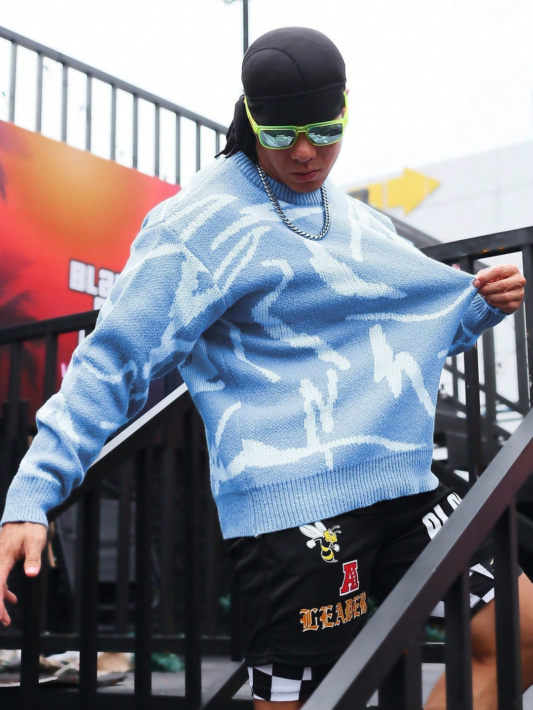 Bequemer Herrenpullover Arvid mit modernem grafischem Druck, perfekt für einen entspannten Look.