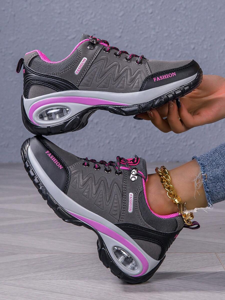 Damen Wanderschuh Sonnentritt Terrain. Komfortabler & stabiler Trekkingschuh für Outdoor-Aktivitäten.