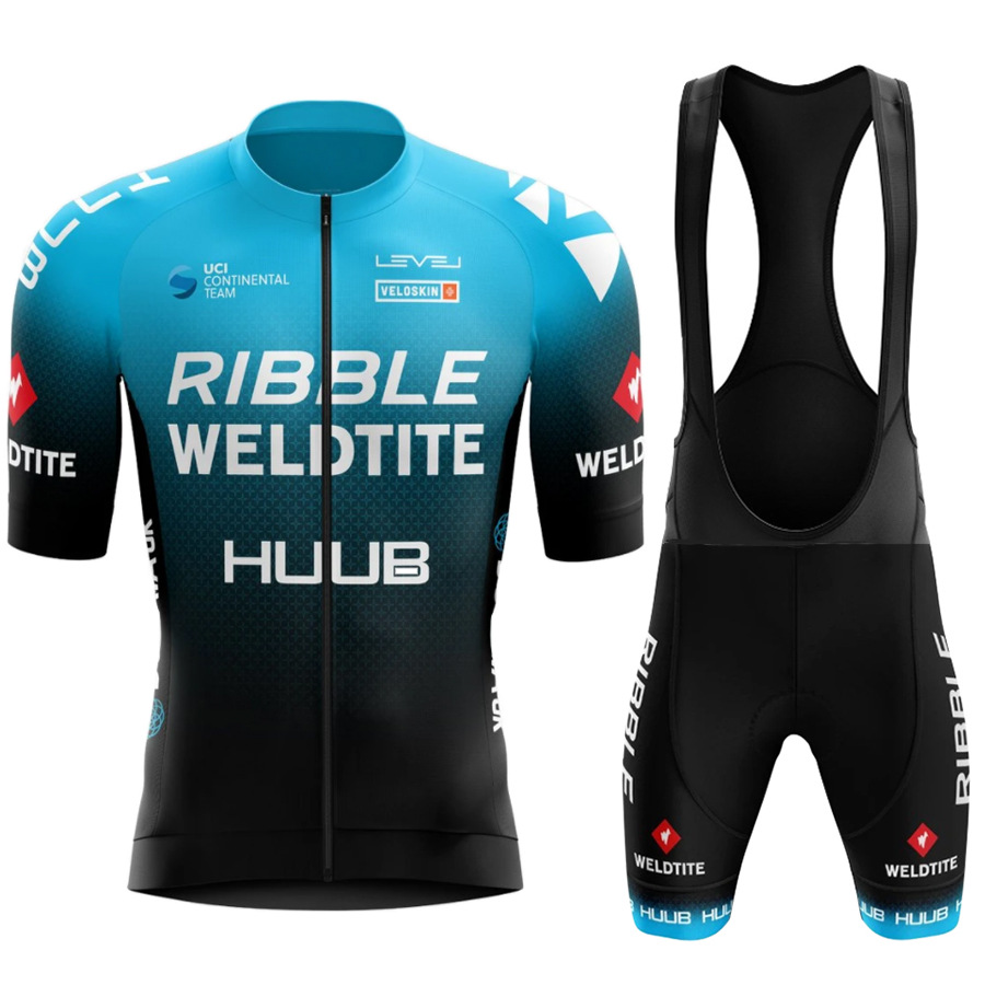 Modernes Herren Fahrradbekleidung Set: Kurzarm Radtrikot & Radhose, atmungsaktiv, schnelltrocknend für Sommer.