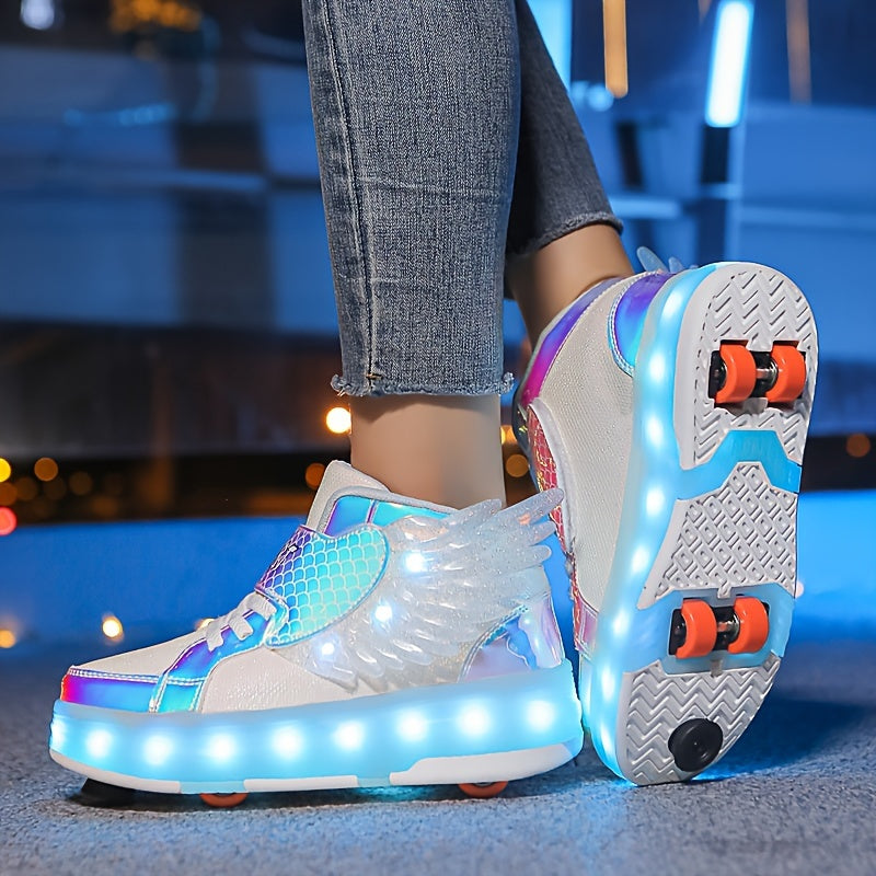 Nahaufnahme: Bunte LED-Lichter leuchten an den Seiten der Kinder Rollschuh-Sneaker mit weißen Flügeln, dynamisch.