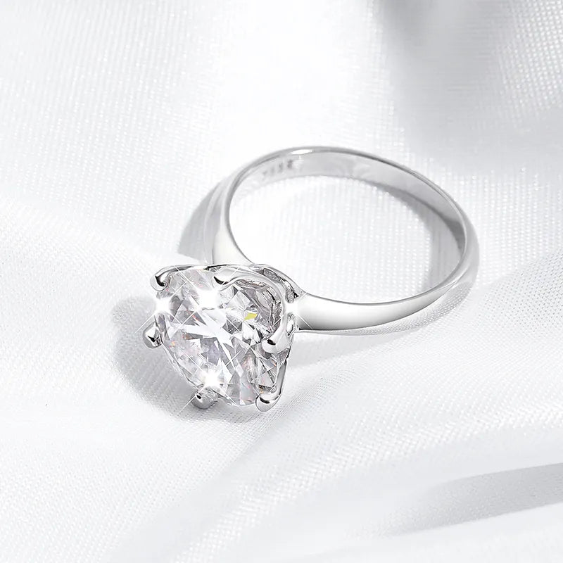 Luxuriöser Moissanit Verlobungsring, runder Edelstein, GRA-zertifiziert, eleganter Damenring aus Silber.