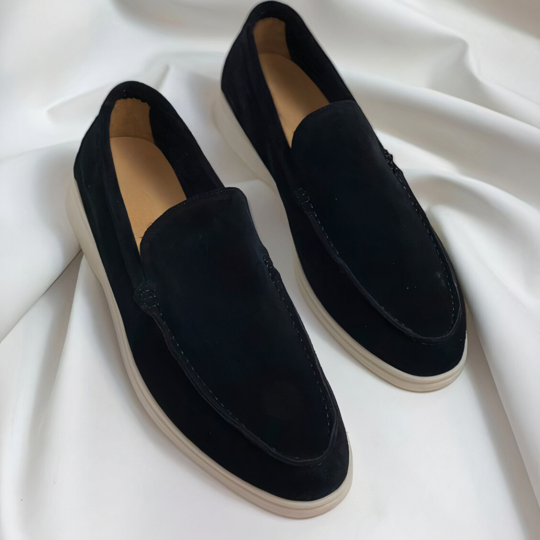 Klassische Herren Loafer aus hochwertigem Leder von Lorenzo. Elegante Business Slipper in zeitlosem Stil.