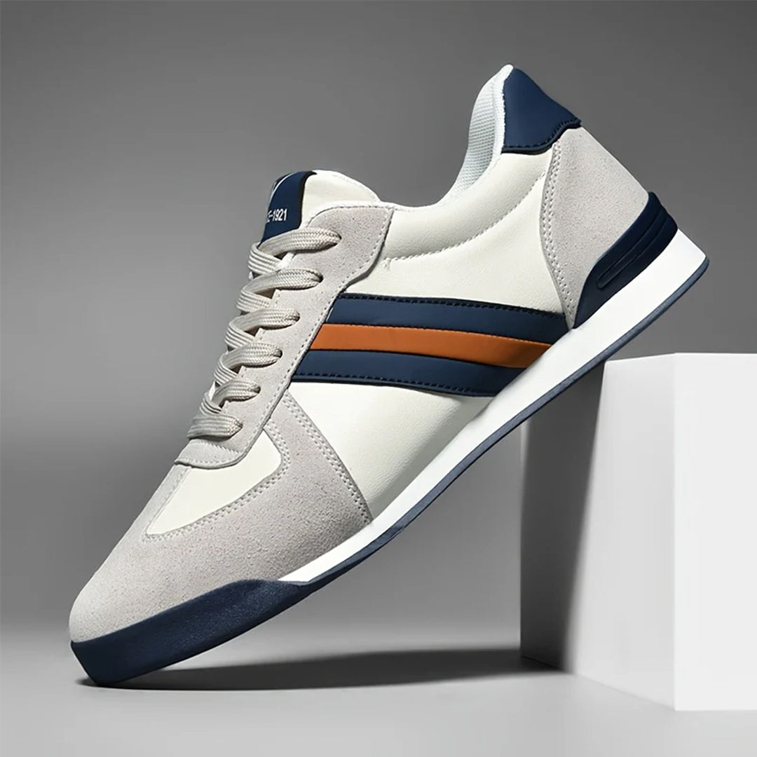 Herren-Sneaker mit stylischem Streifen-Design, ideal für Freizeit & Alltag, hoher Komfort.