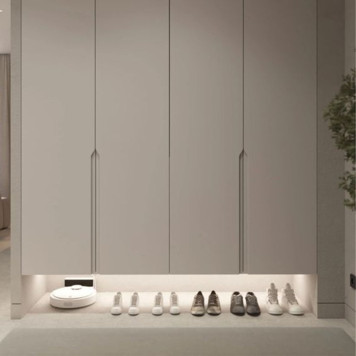 Elegante schlanke LED Bewegungsmelderlampe, kabellos, dimmbar, in Silber oder Schwarz.