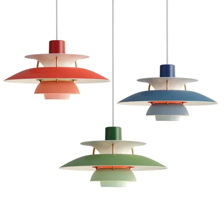 Runde LED-Deckenlampe, dimmbar. Moderne, energieeffiziente Beleuchtung für Wohnzimmer & Büro.