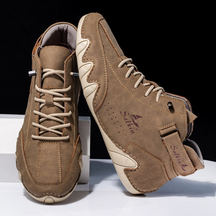 Orthopädische Schuhe Ethan bei Plantarfasziitis, Fersensporn & Neurom. Lindert Fußschmerzen.
