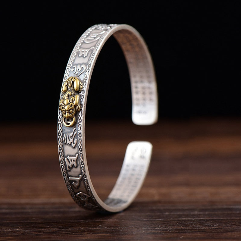 Unisex Pixiu Reichtums-Armband aus Silber. Dieses Fengshui-Schmuckstück bringt Glück & Schutz.