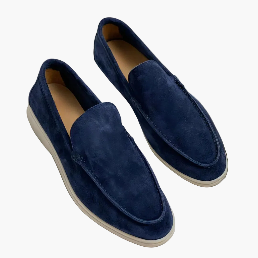 Elegante schwarze Herren Loafer, bequem und vielseitig für Sommeroutfits und Business-Casual Stil.