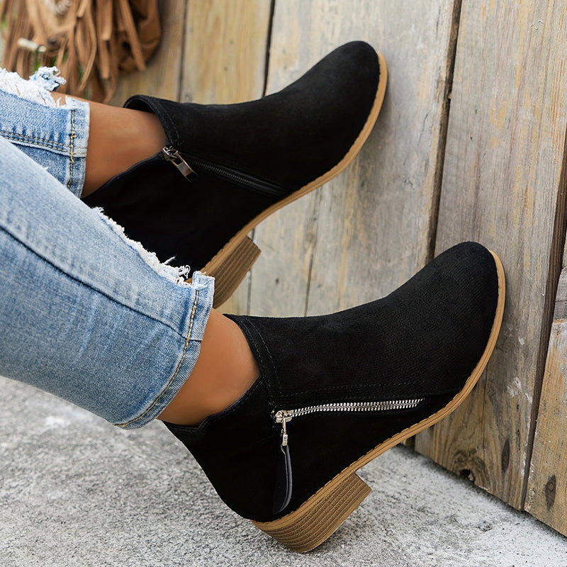 Trendige Fashion Boots für Damen: Orthopädische Stiefeletten, die Stil & gesunde Füße vereinen.