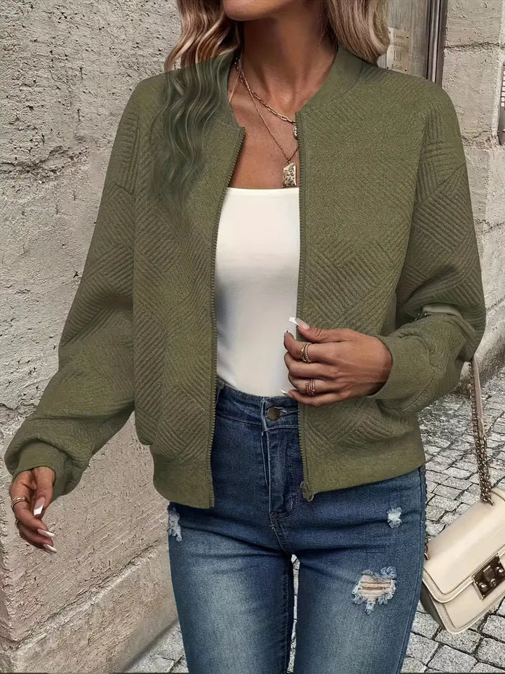 Damen Cardigan mit Reißverschluss & strukturierter Oberfläche. Gemütlich & elegant für viele Anlässe.