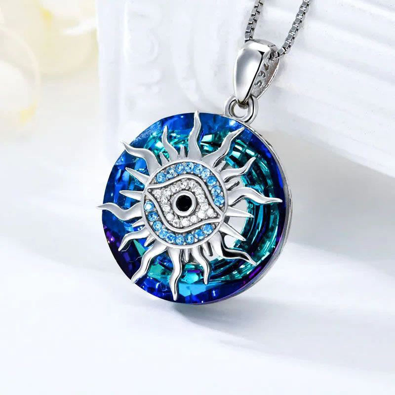 Schützende Damen Halskette mit Bösem Blick Amulett, eleganter Schmuck und Glücksbringer für täglichen Schutz.