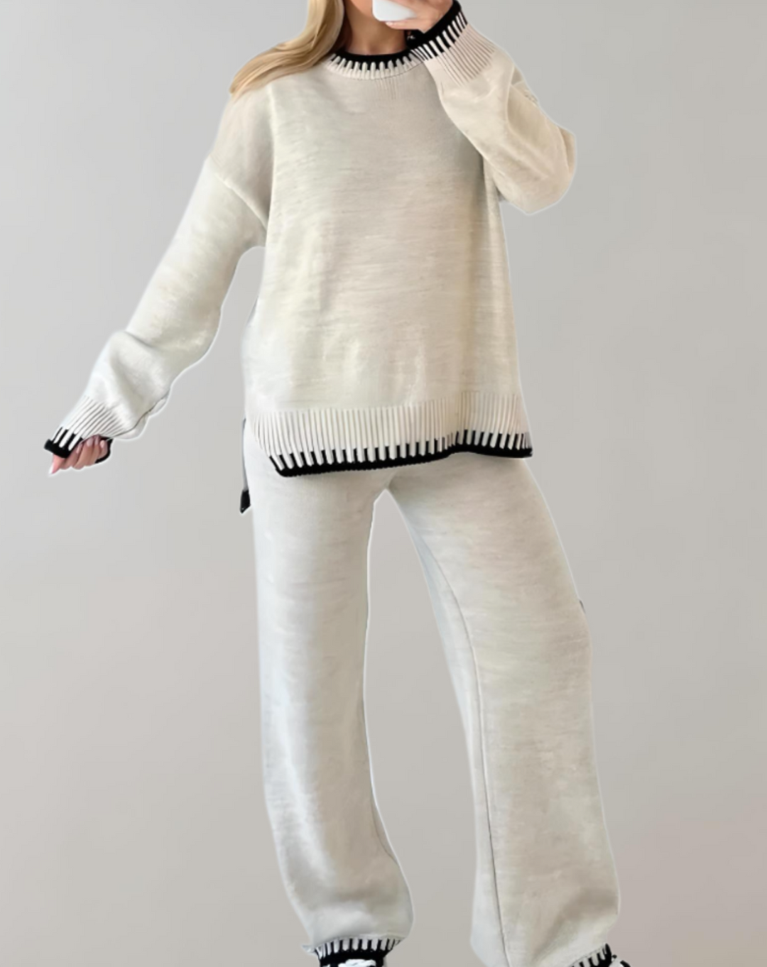 Bequemes Damen Loungewear-Set, 2-teilig, ideal für den Alltag und entspannte Momente. Komfortable Damenbekleidung.