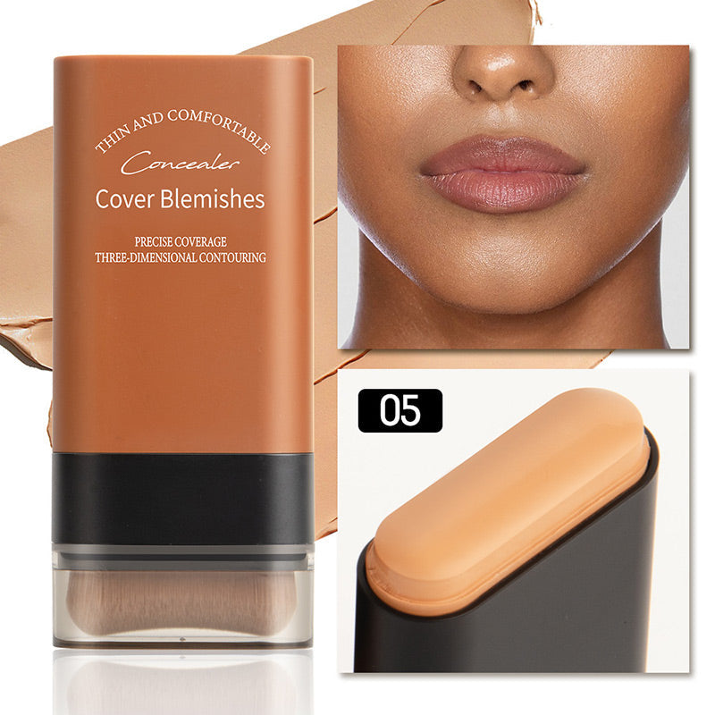 Sanfter Damen Concealer Stick. Perfekter Abdeckstift für einen natürlichen, ebenmäßigen Hautton.