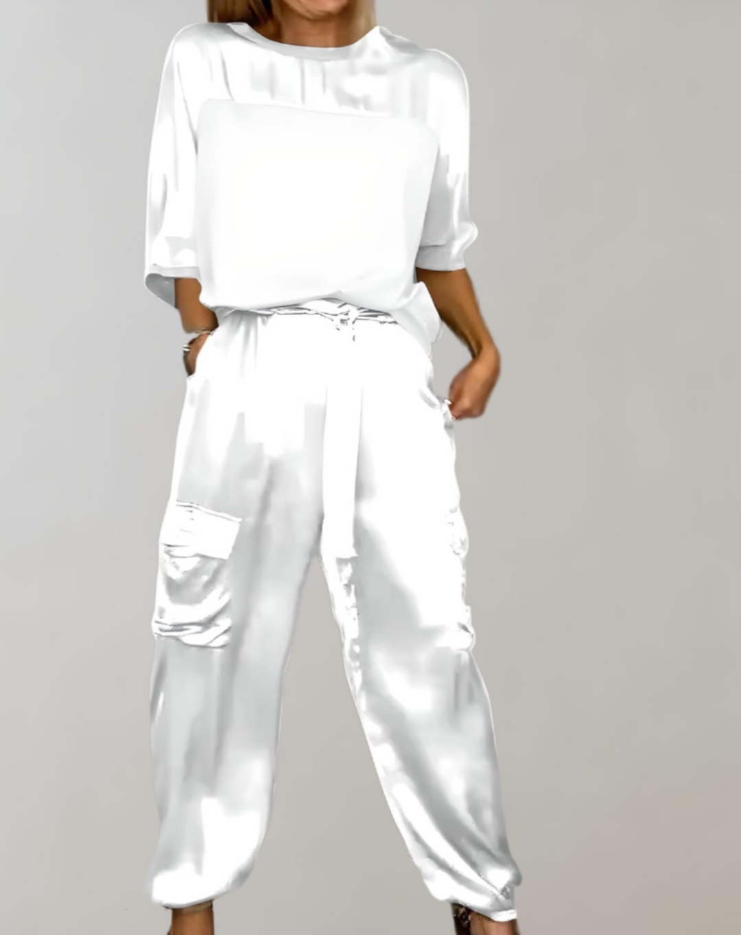 Komplettes Damen Outfit: 2-teiliges Set mit 3/4-Arm Oberteil und bequemer Hose. Ideal für Herbst & Frühling.