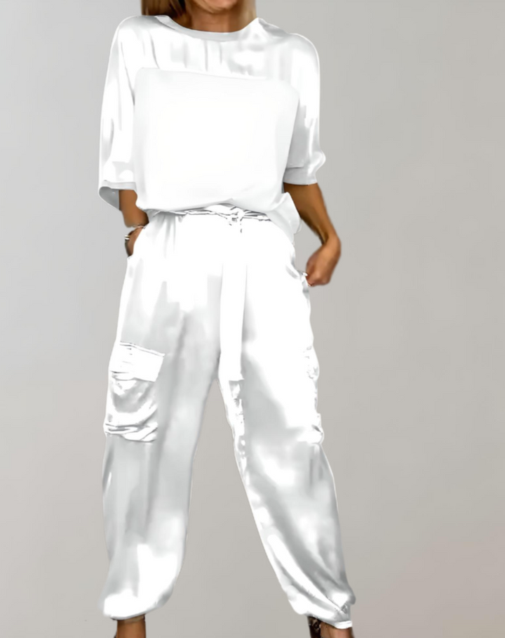 Komplettes Damen Outfit: 2-teiliges Set mit 3/4-Arm Oberteil und bequemer Hose. Ideal für Herbst & Frühling.