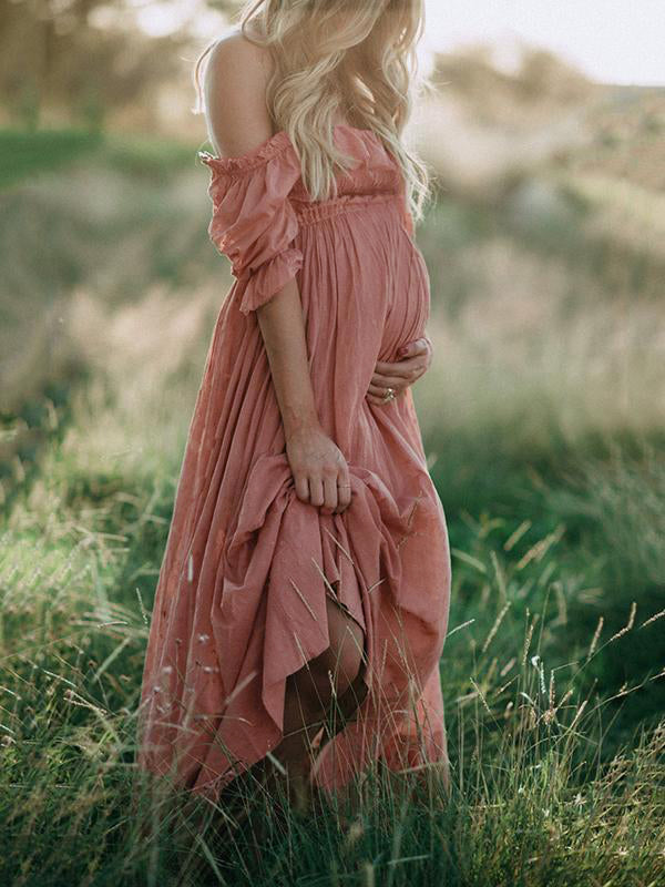 Damen Umstandskleid Elora: Rosa Boho Chic mit U-Boot-Ausschnitt. Ein stilvolles Kurzarmkleid für die Mutterschaft.
