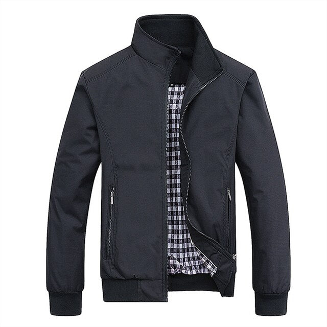 Herren Slim Fit Bomberjacke, leicht & stylisch. Ideal als Herbst- & Frühlingsjacke für moderne Looks.