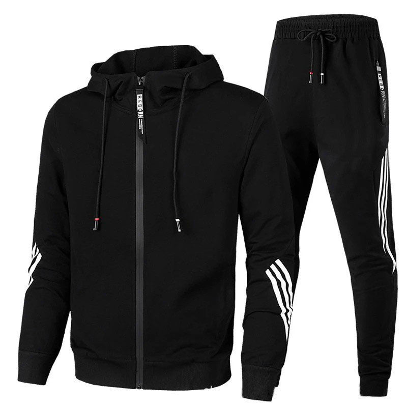 Komplettes Herren Trainingsset: Moderner Jogginganzug für maximalen Komfort bei Sport und als lässiger Alltagslook.