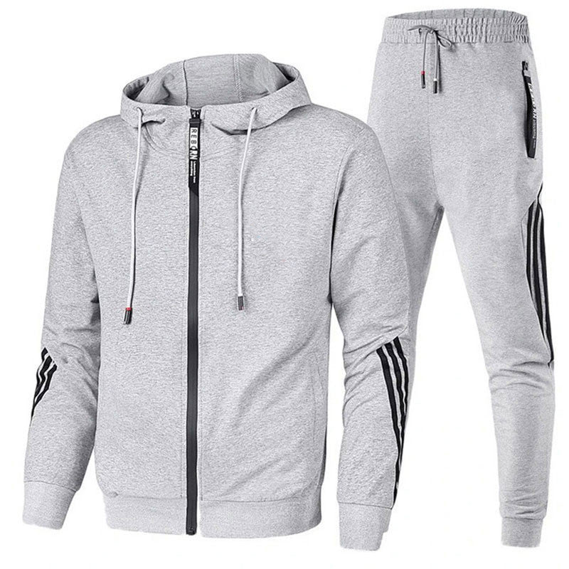 Hochwertiger Herren Jogginganzug aus weichem Material; perfektes Set für Sport, Freizeit und entspannte Stunden.