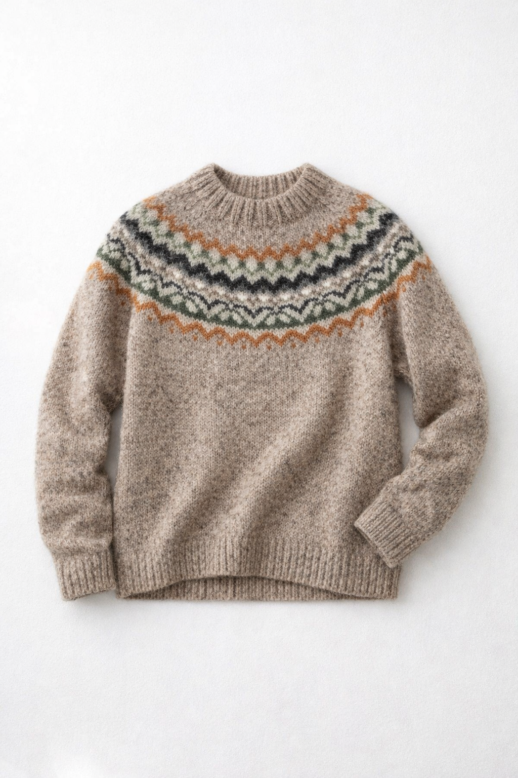 Modischer Damen Strickpullover mit Nordischem Muster, von Model getragen, bequem und stilvoll.